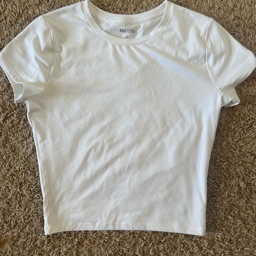 Hollister Cropped White Tee